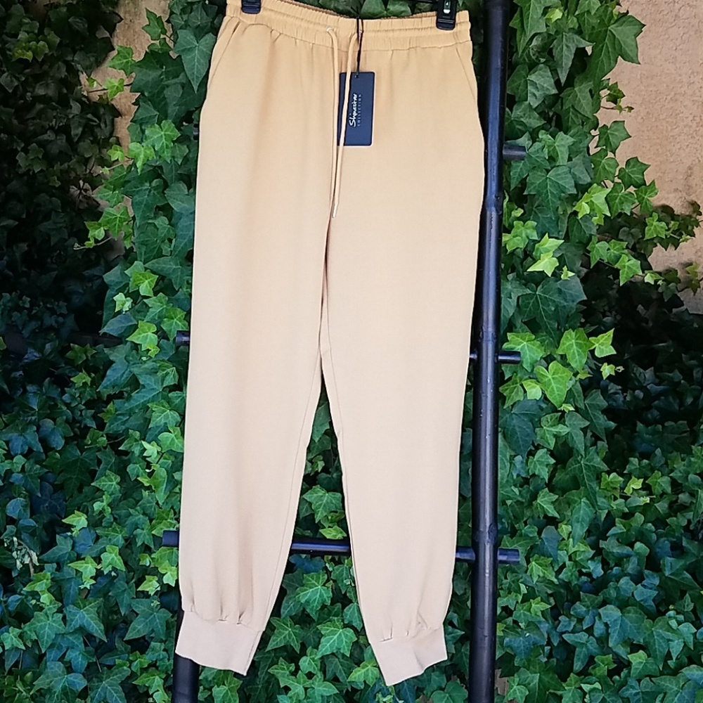 Shinestar Collection Joggers Size Large NWT